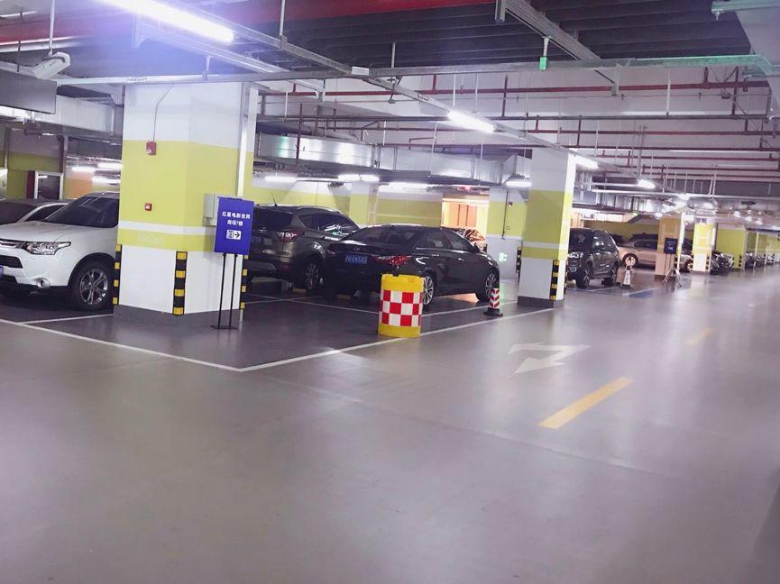 【案例分享】上海愛琴海購(gòu)物中心 多功能面層自流平耐磨降噪防潮一網(wǎng)打盡